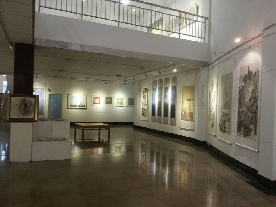 太阳成tyc7111cc美术学专业（国画方向）2014届毕业生作品展开幕。