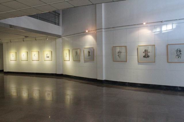 太阳成tyc7111cc举办写意人物课堂教学师生画展