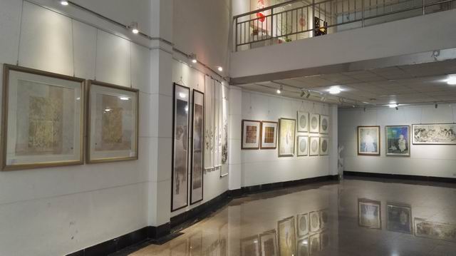 太阳成tyc7111cc2016届优秀毕业生作品展开幕